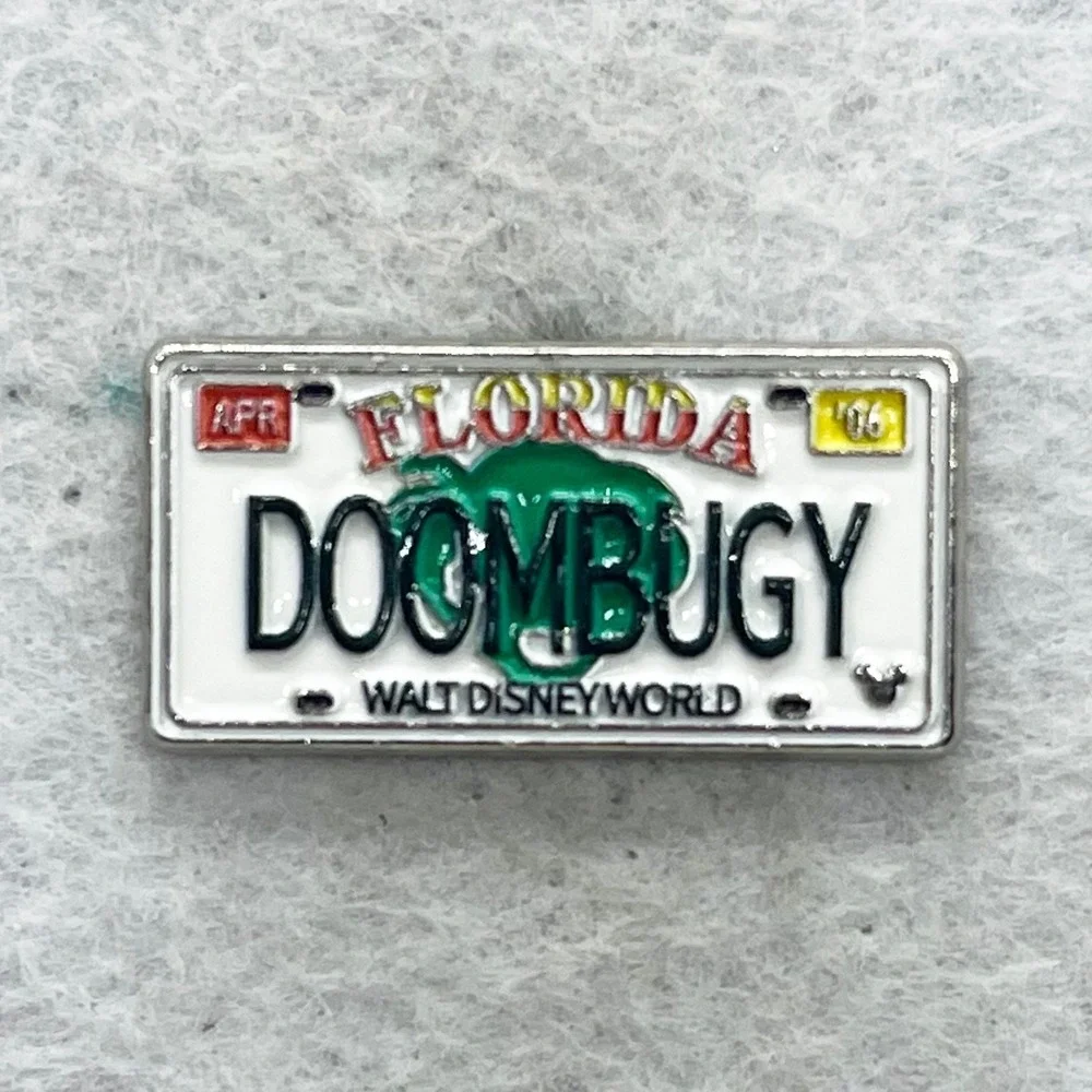 🔮 5/$25 Disney Haunted Mansion DOOMBUGY License Plate Pin